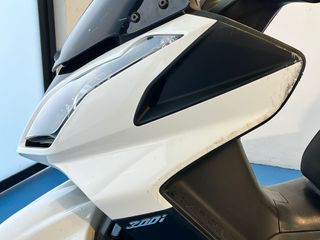 KYMCO Superdink 300 (2013)