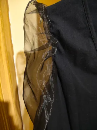 Top fiesta Stradivarius mangas transparentes