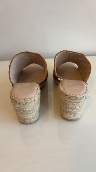 Zuecos Zara Marrones