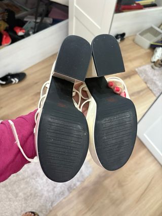 Sandalias de plataforma blancas