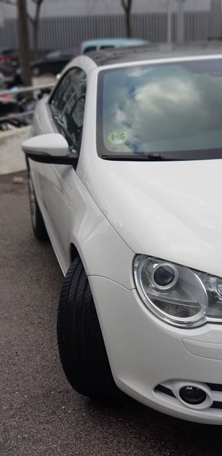 Wg Eos 2009 coupe cabrio Blanco