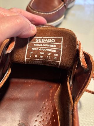 Zapatos náuticos de piel marrones