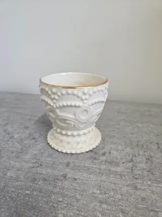 Portacandele in porcellana con bordo dorato