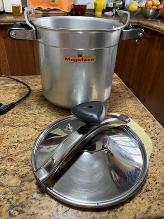 Olla a Presión Magefesa 15L