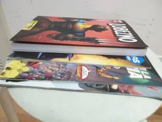 4 x comics Marvel y DC