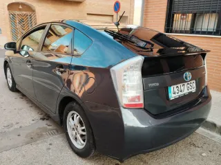 Toyota Prius 2010
