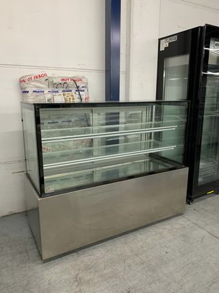 Vitrina expositora de pastelería 1490mm