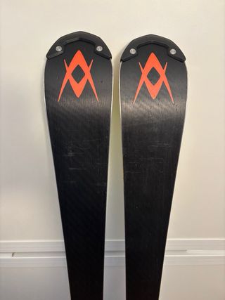 Esquís Volkl RaceTiger 150cm