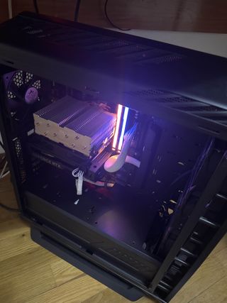 Gigabyte RTX 4060 8GB COMO NUEVA