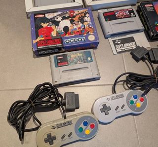 Super Nintendo SNES lote con juegos y cajas