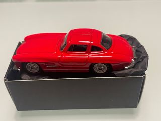 Modellino Mercedes 300 SL Ali di Gabbiano 1:60