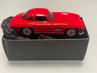 Modellino Mercedes 300 SL Ali di Gabbiano 1:60