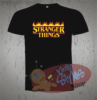Camiseta Stranger Things Logo Fuego