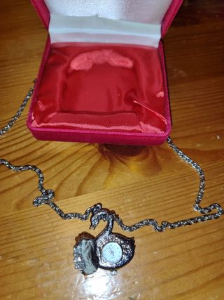 Orologio collana cigno nuovo