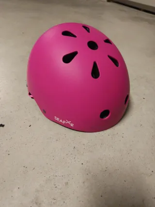 Casco infantil rosa SEAFOR