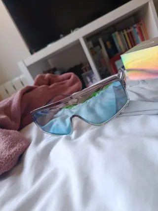 Gafas de sol Hawkers azules y plateadas