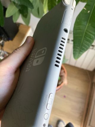 Nintendo Switch Lite Edición Limitada de Pokemon