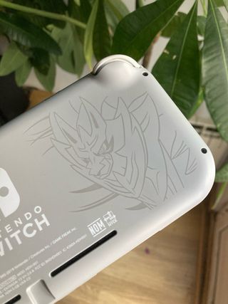 Nintendo Switch Lite Edición Limitada de Pokemon