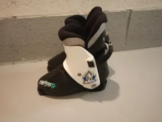 Botas de esquí para niños talla 34/35 de pie