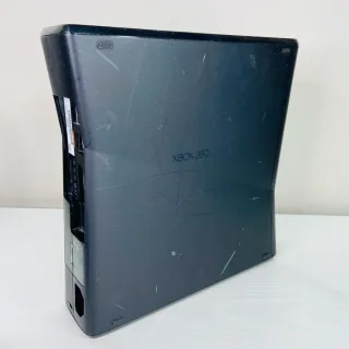 Xbox 360 Slim + Controller + Cavi