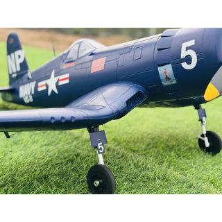 Avión rc corsair 1.30