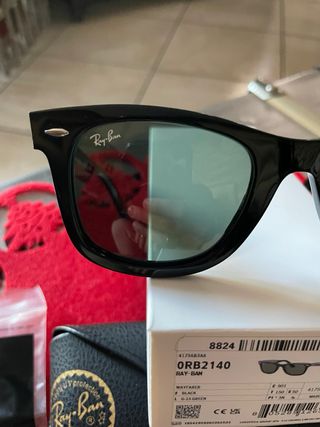Ray-Ban Wayfarer Classic Occhiali da Sole Neri