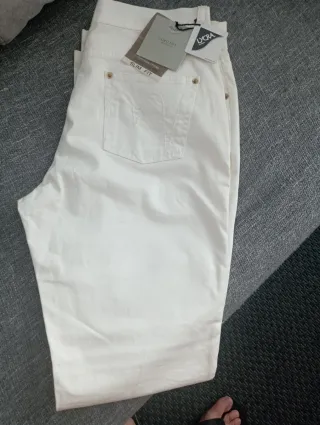 Pantalón Cortefiel Mujer con etiqueta