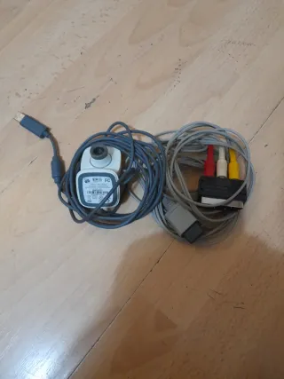 Cámara Xbox 360 y cables