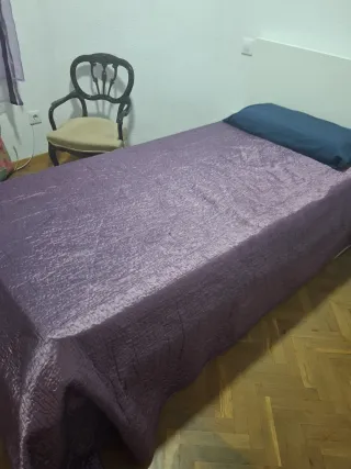 Se alquila una habitación individual