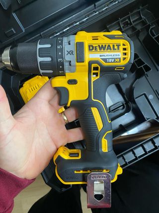 Taladro DeWalt 18V Brushless XR