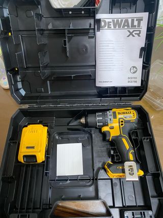 Taladro DeWalt 18V Brushless XR