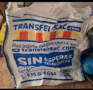 Tres sacas para runa con servicio de recojida.
