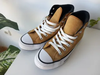 Converse Chuck Taylor High Top Marrones