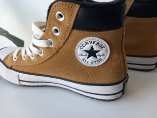 Converse Chuck Taylor High Top Marrones