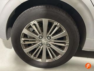 Peugeot 208 5P ALLURE 1.2L PureTech 81KW (110CV) S&S