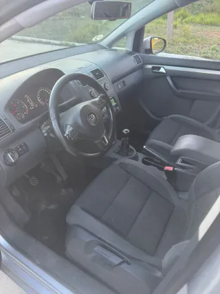 Volkswagen Touran 2013