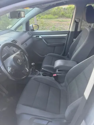 Volkswagen Touran 2013