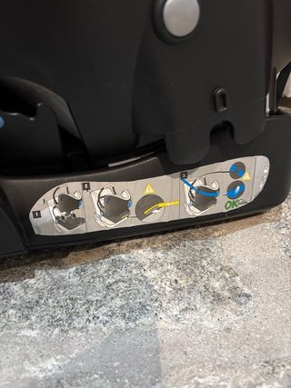 Silla de coche para bebé con funda para la lluvia