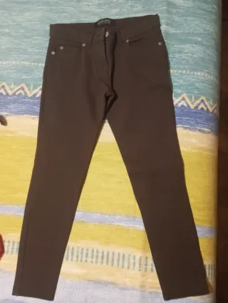 PANTALON PITILLO ZARA Y CHAQUETA PUNTO