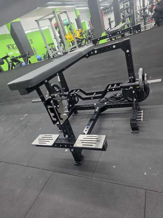 MAQUINARIA DE GIMNASIO