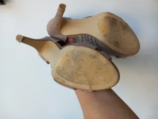 Sandalias de tacón beige con malla talla37