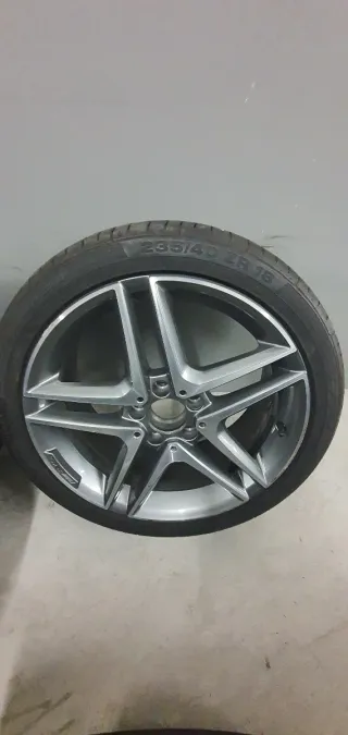 Llantas Mercedes AMG 18 con neumáticos