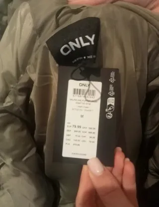 Abrigo acolchado verde