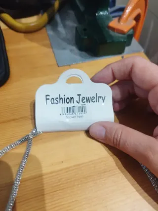 Collar de plata con espirales