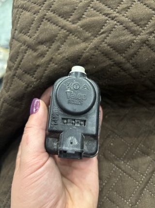 Motor regulador faros Peugeot 106 Valeo