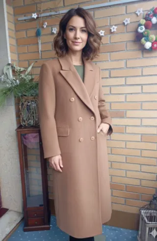 Abrigo largo de lana