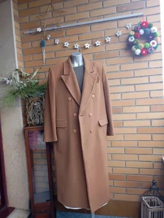 Abrigo largo de lana