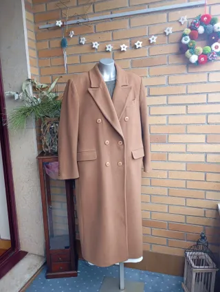 Abrigo largo de lana