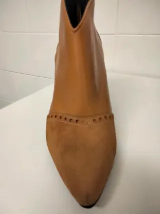 Botines ante y piel beige/marrón