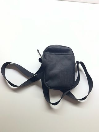 Riñonera Nike Negra